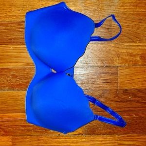 B. Tempt'd by Wacoal 32DD Push-up Bra